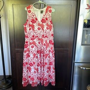 Beautiful red and white flowered dress. Fully lined. Size 16. EUC, worn once.
